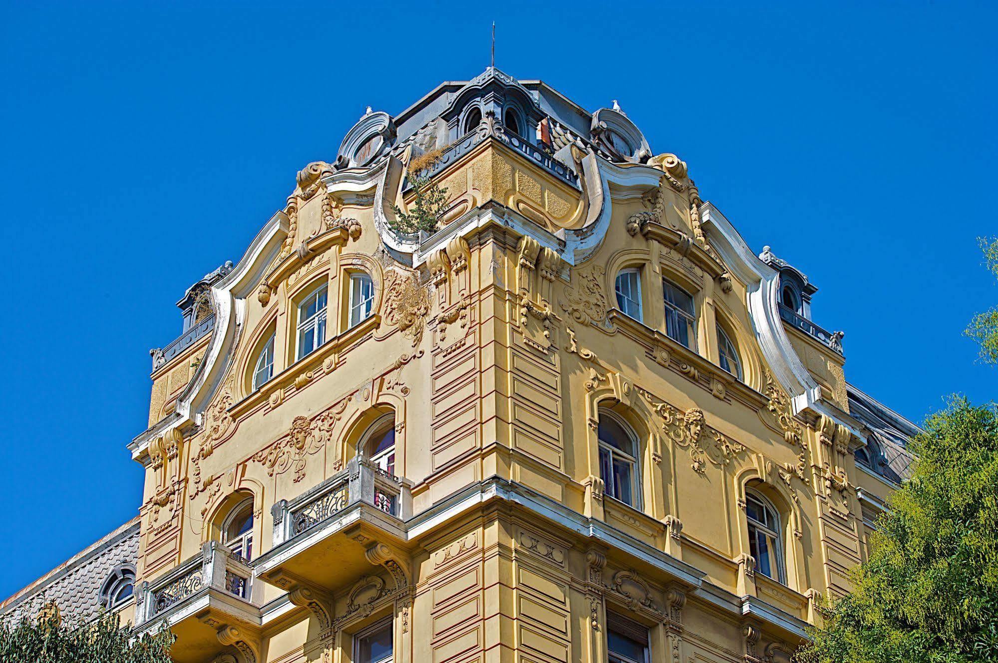 Guest House Hotel Riviera プーラ エクステリア 写真